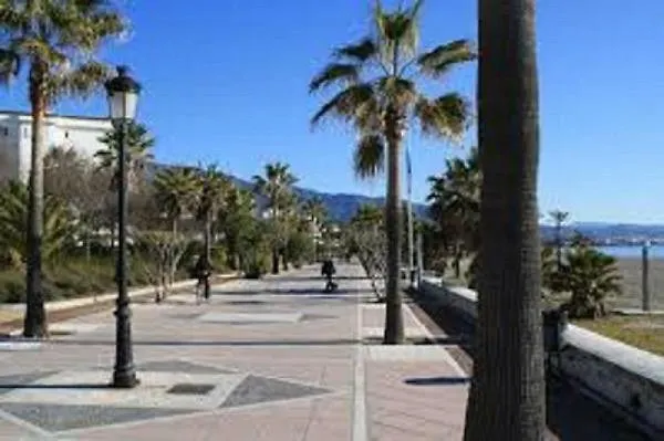 マルベーリャLorcrimar Puerto Banusアパートメント 0*, マルベーリャ
